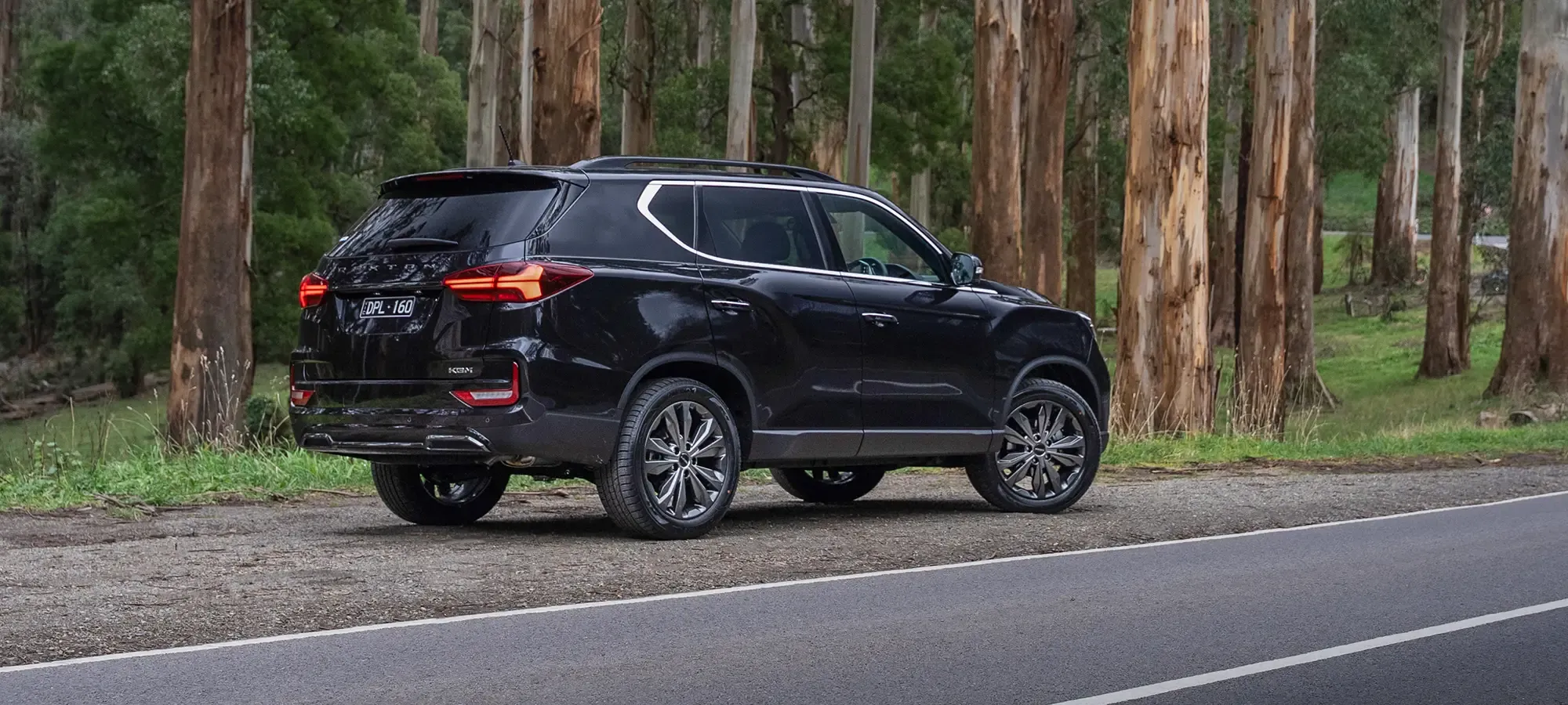 kgm rexton large family suv australia