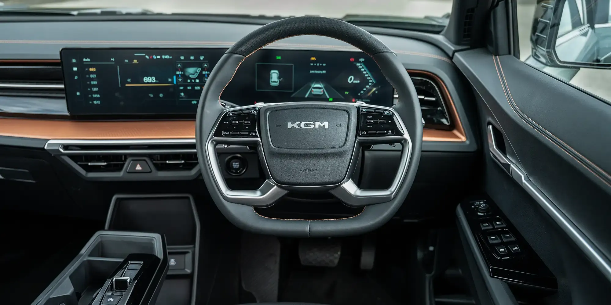 kgm torres hybrid mid size suv